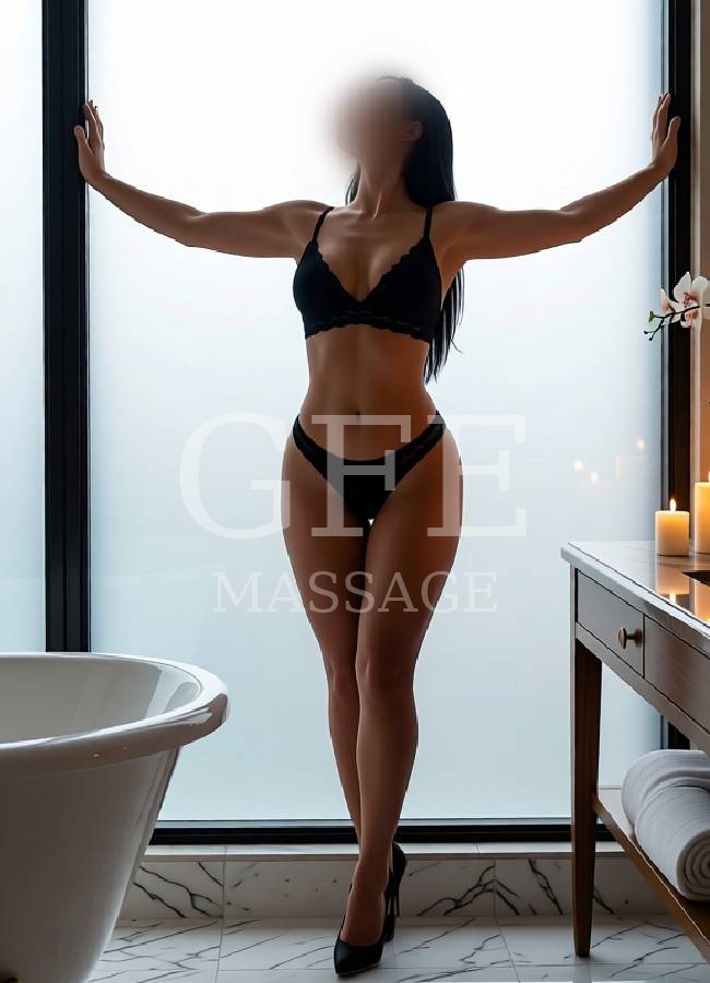 Leanne | GFE Massage Bury